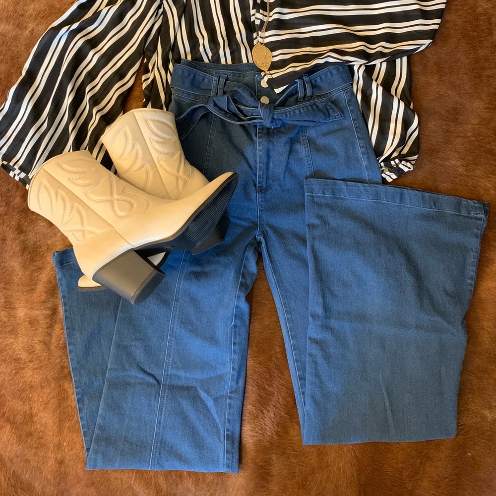 High waisted jeans